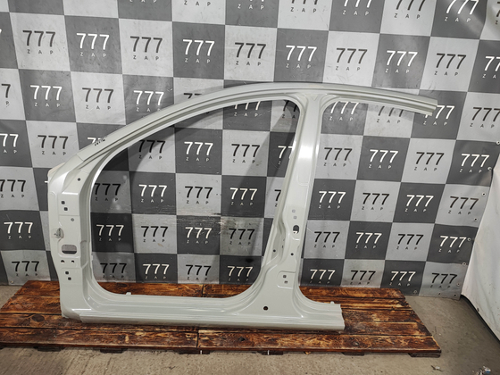 Боковина левая LADA Vesta 15-нв Новая Оригинал 8450039441