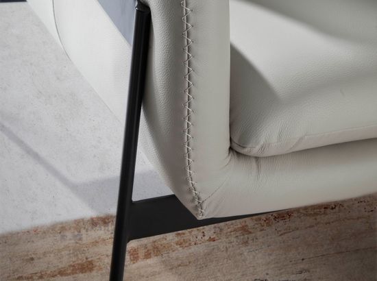 Кресло мягкое KF-A002-M1205 /5042 кожа Испания