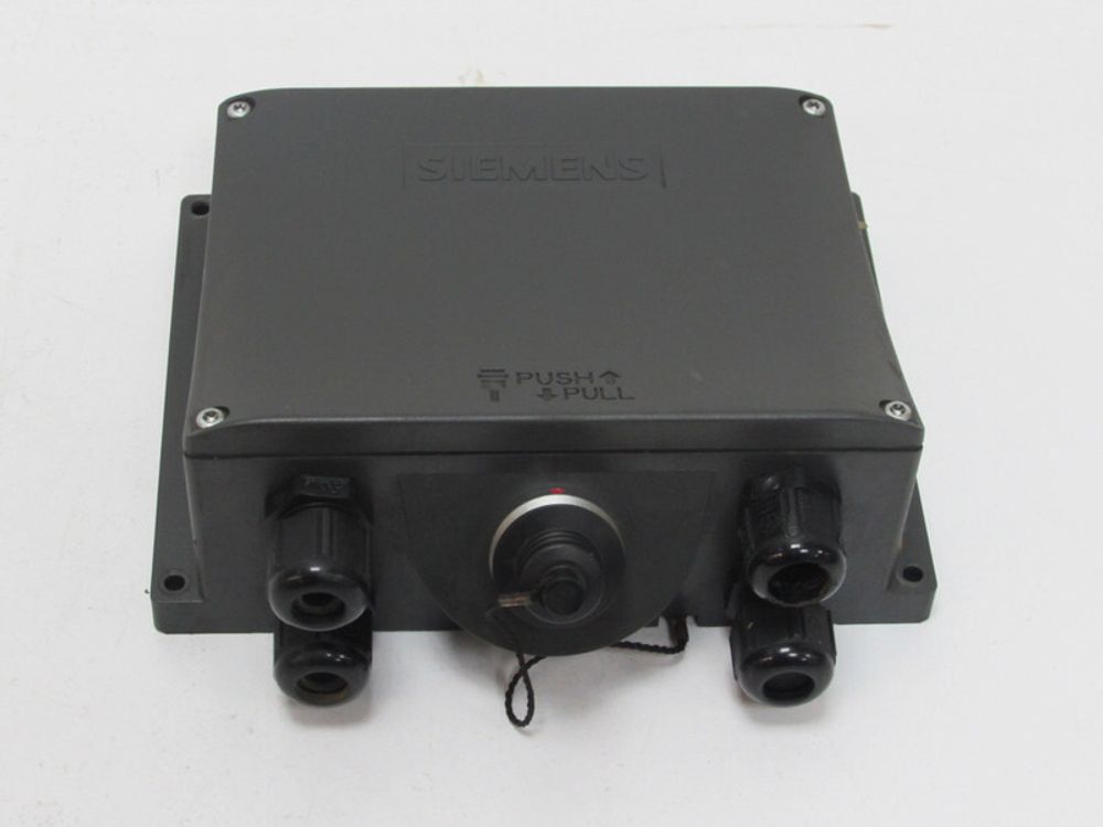 SIEMENS 6AV6 574-1AE14-4AA0
