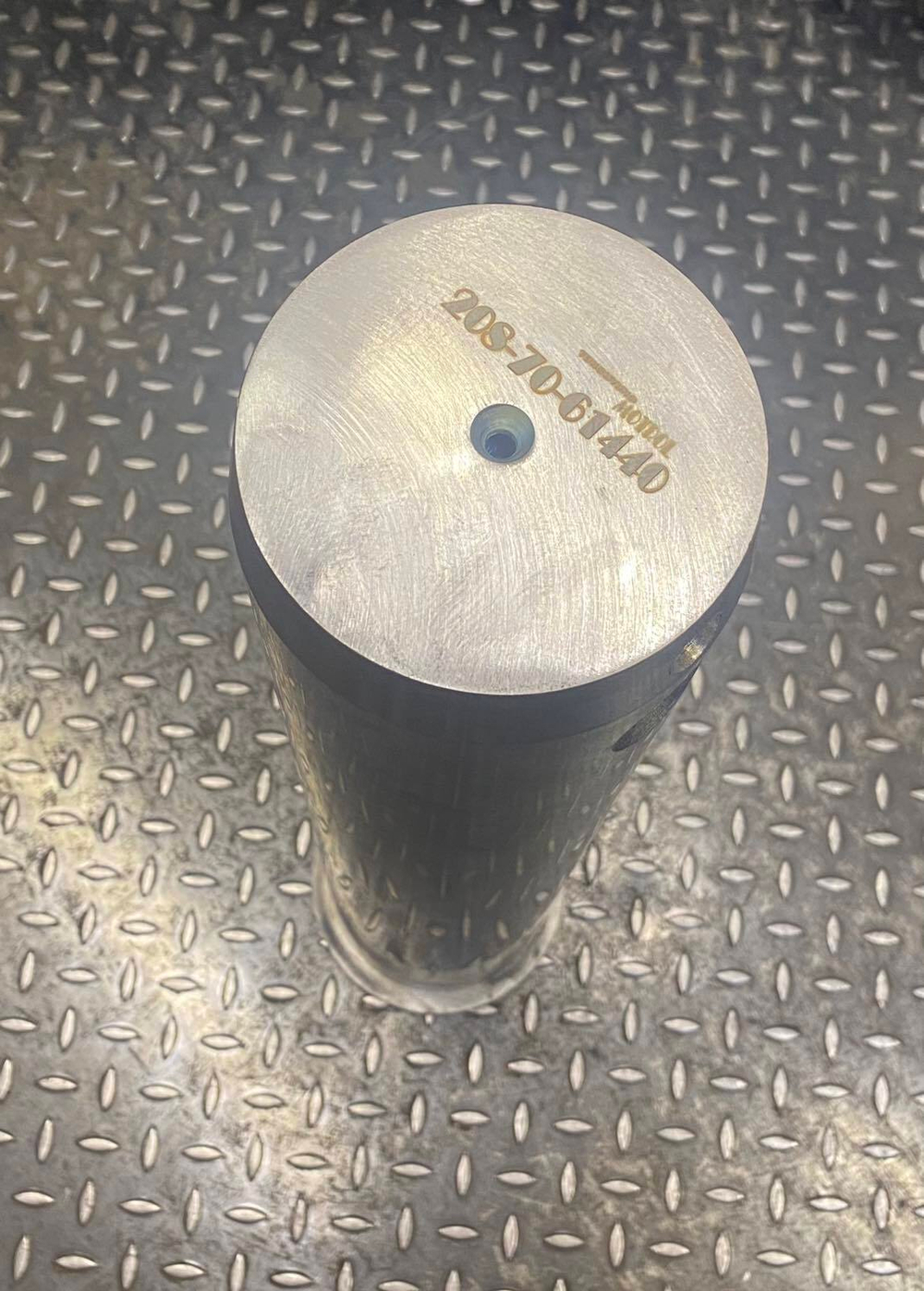 Палец 208-70-61440