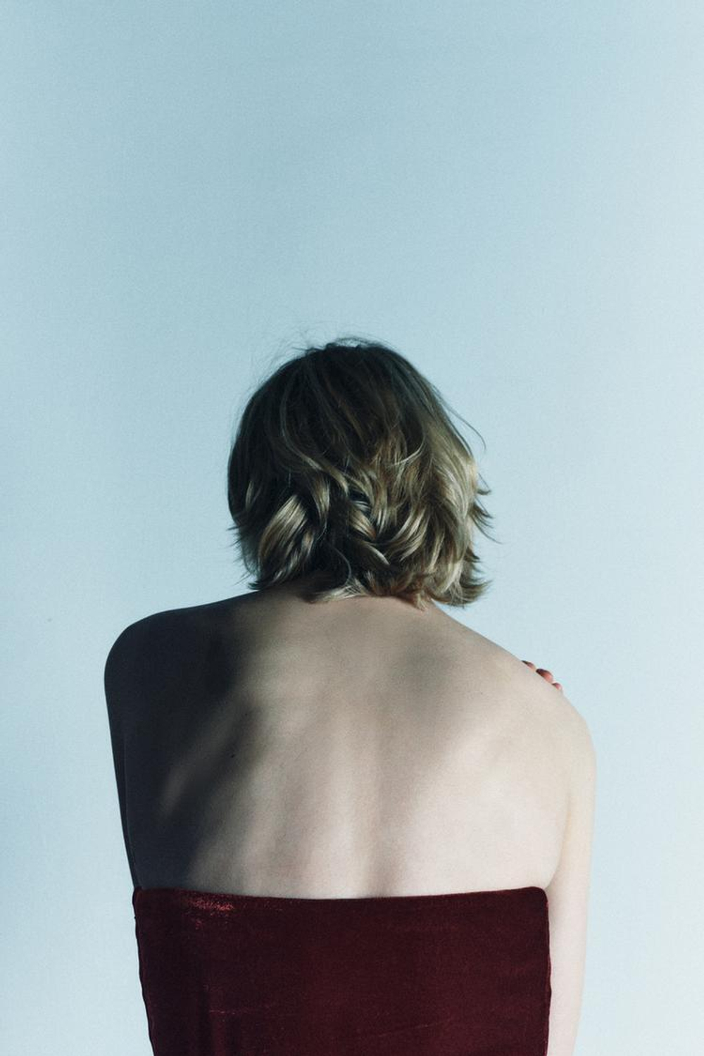 ZARA БАРХАТНОЕ ПЛАТЬЕ С ОТКРЫТЫМИ ПЛЕЧАМИ — LIMITED EDITION, ТЕМНО-РОЗОВЫЙ