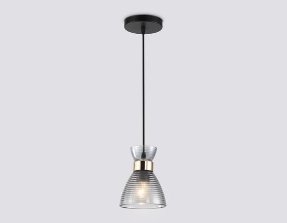 Светильник подвесной со стеклянным плафоном Ambrella light Traditional TR3406