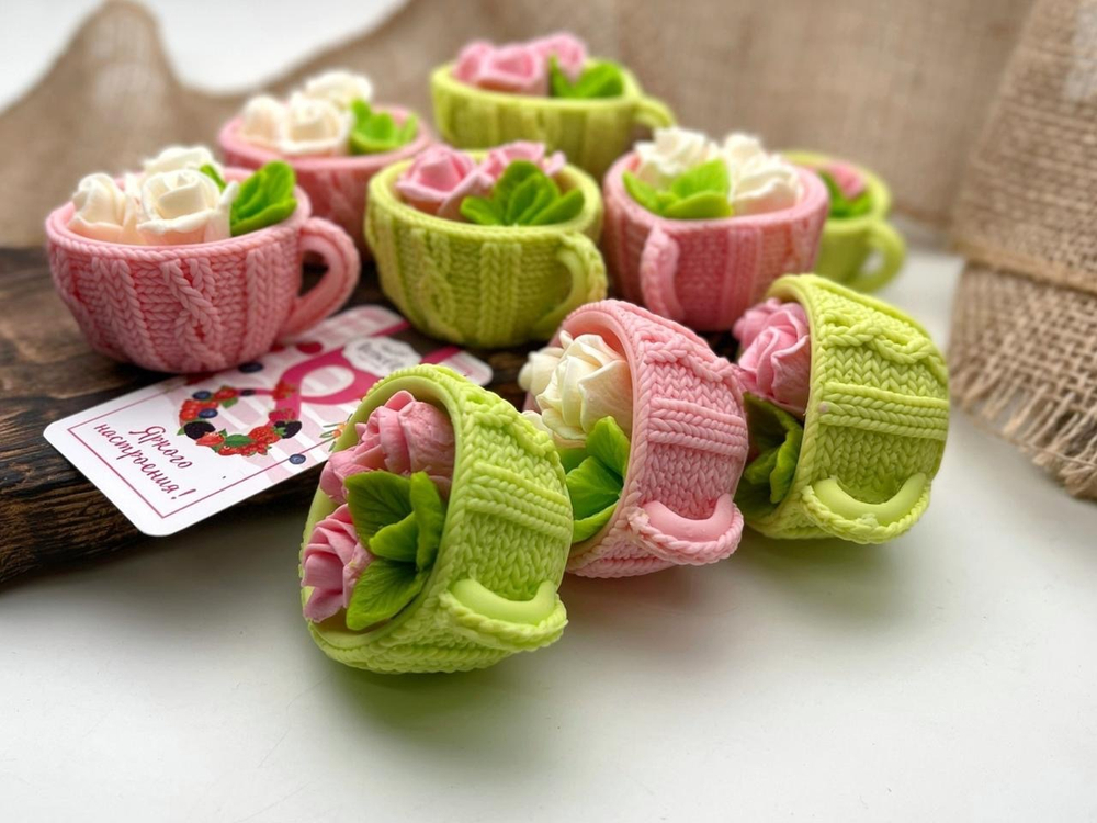 "Чашка с розами" мыло