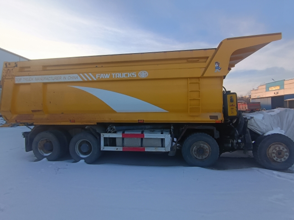 FAW J6 8x4 Самосвал СА3310Р66K24T4E5 (Дизельный, 11,1 л, 420 л.с., МТ)