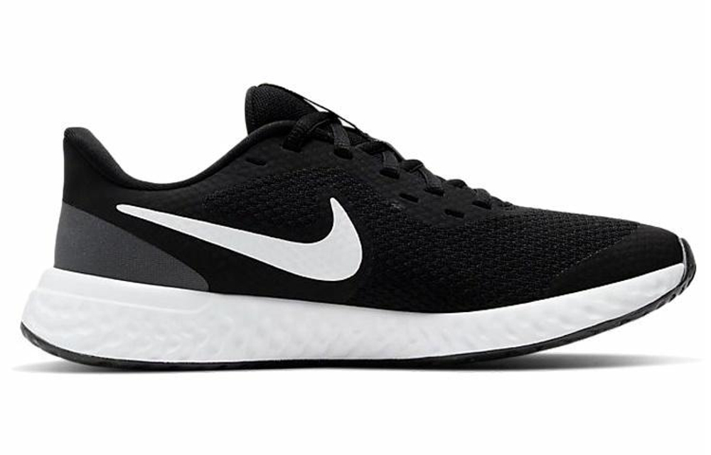 Кроссовки Nike Revolution 5 GS (Подростковая размерная сетка)