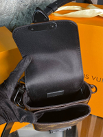 Сумка Louis Vuitton
