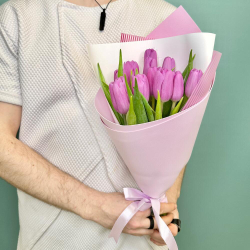 Букет из лиловых тюльпанов💐