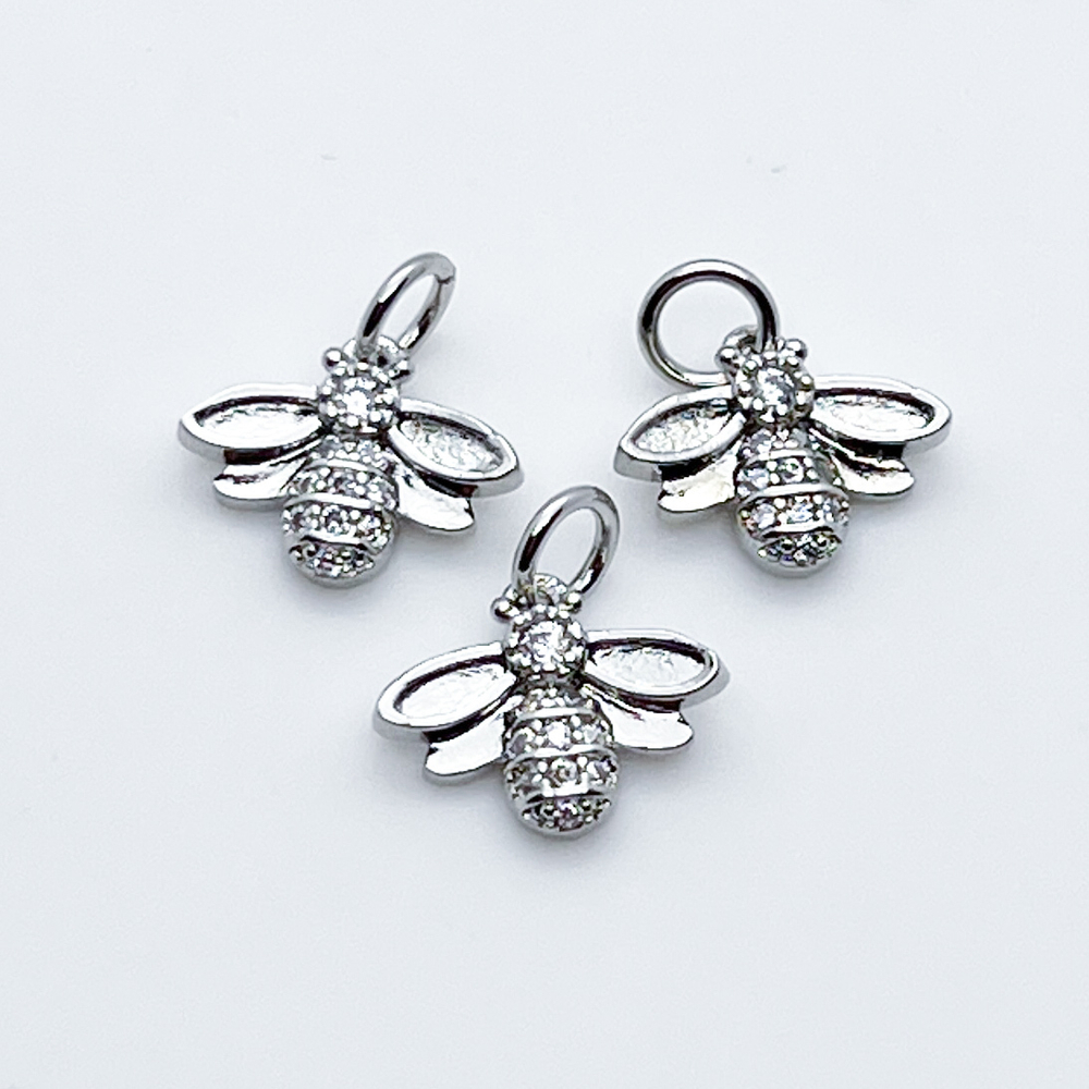 Подвеска Пчела, цвет серебро, фианиты, размер 12*10 мм, цена за 1 шт