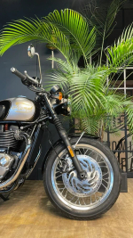 Triumph Bonneville T120 Icon Edition
