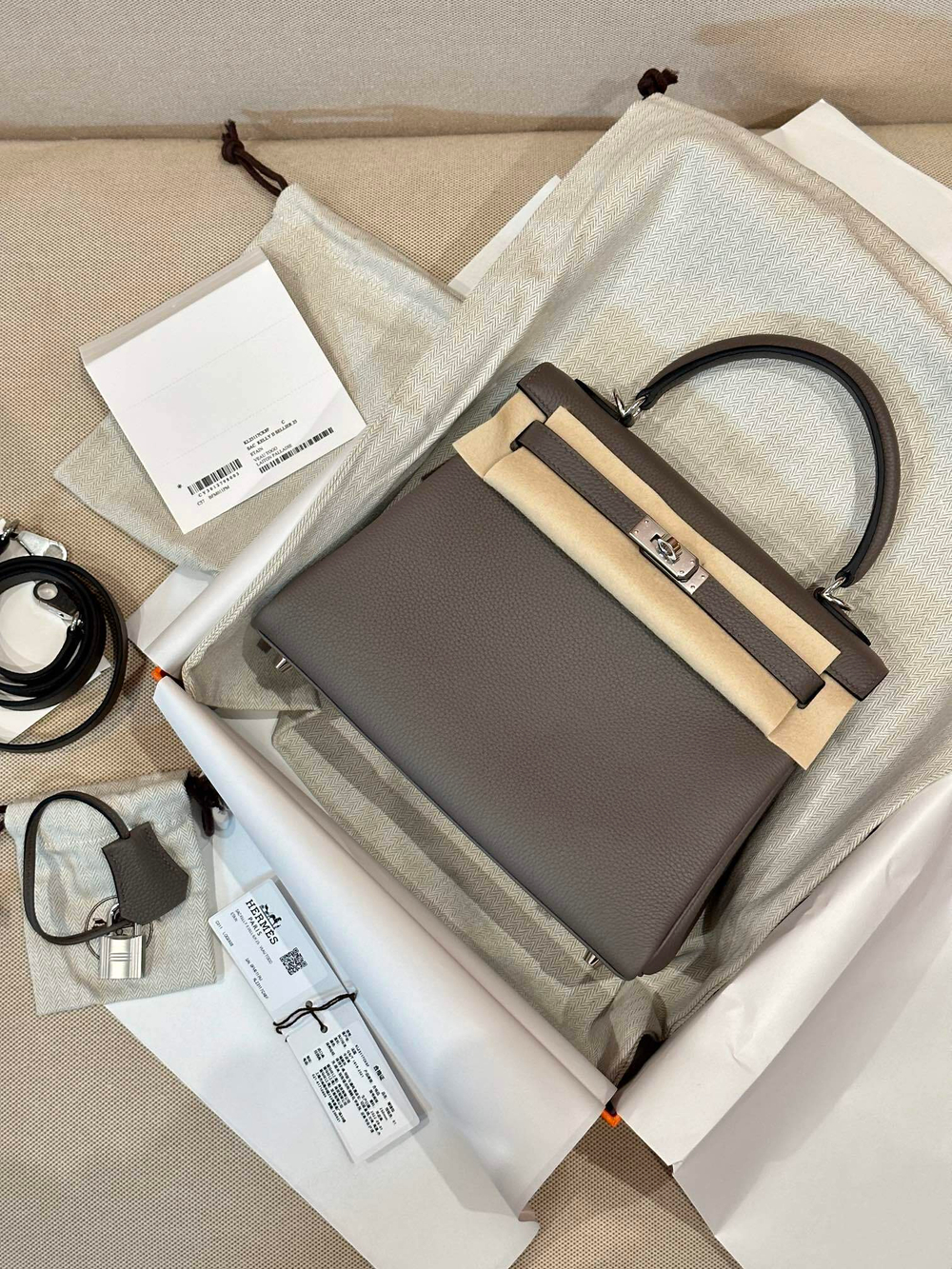 Hermes Kelly 25