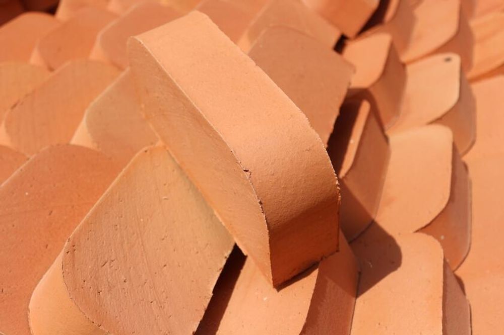 Кирпич керамический рядовой полнотелый профильный №2 М200, (330 шт.) (Витебск)