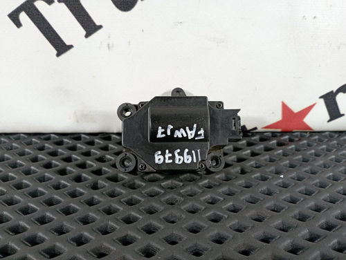 Моторчик заслонки отопителя 2023г