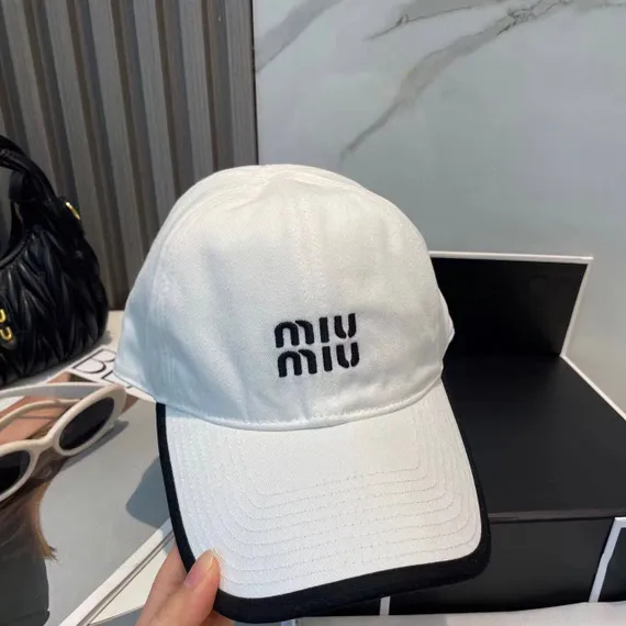 Бейсболка MIU MIU