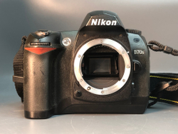 Nikon D70S, 38875 кадров пробега.