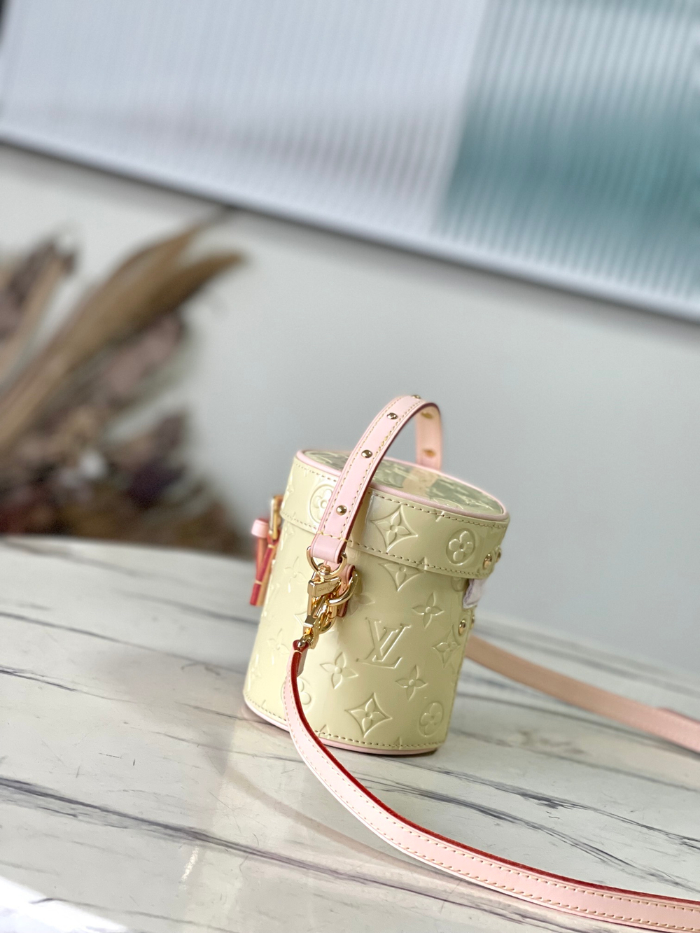 Louis Vuitton Astor