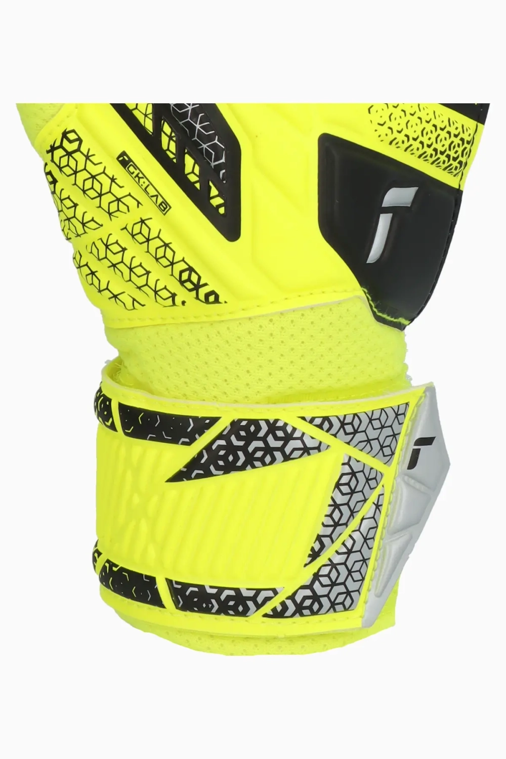 Вратарские перчатки Reusch Attrakt Solid Junior