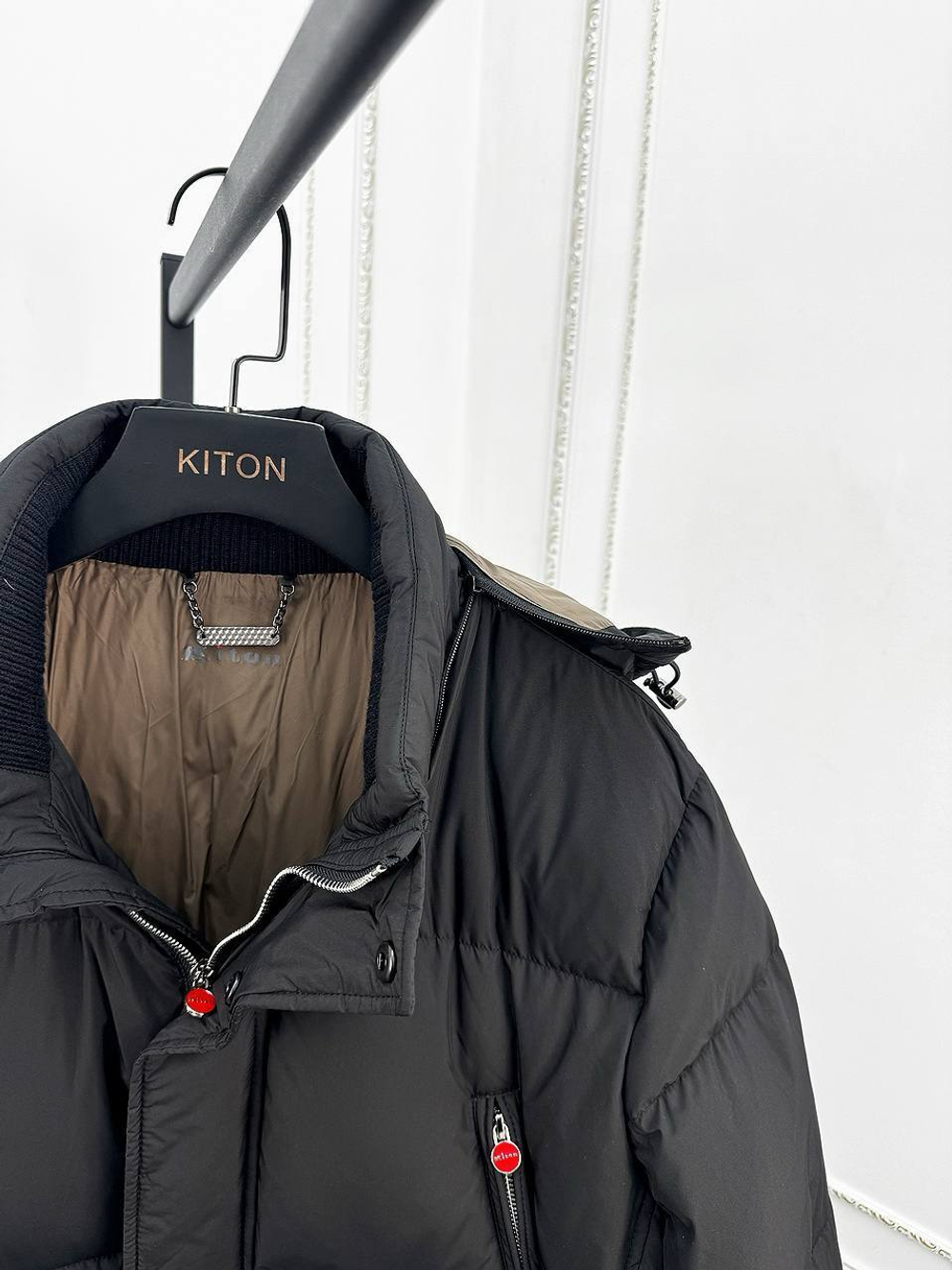 Пуховик Kiton