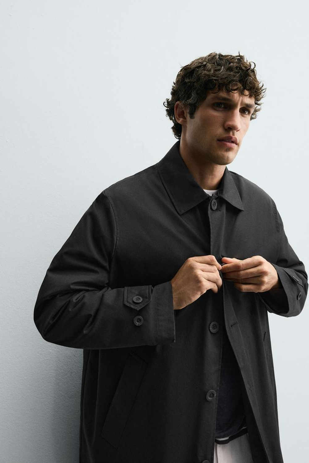 ZARA ТРЕНЧ С ОТСТЕГИВАЮЩЕЙСЯ ПОДКЛАДКОЙ, ЧЕРНЫЙ