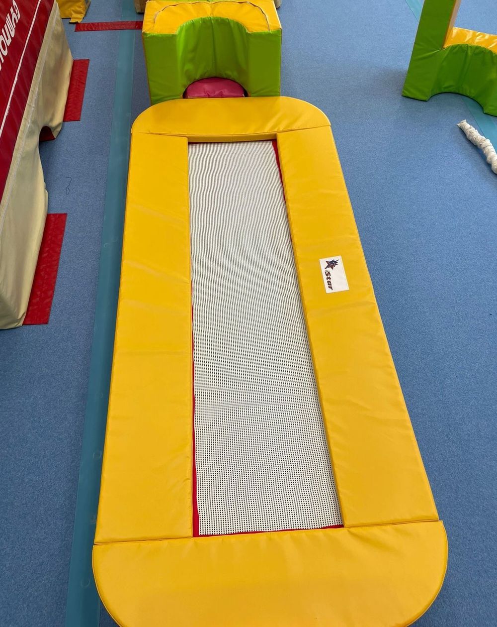 Батутная мини-дорожка - гнутая рама (овальный профиль) - коммерческая сетка