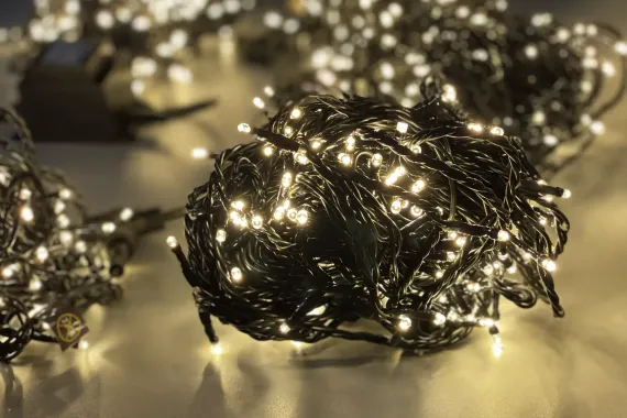 Комплект гирлянд 5 нитей по 20 м, 24В, 1000 теплых белых LED ламп, статика, черный провод ПВХ, Teamprof (TPF-S5*20-B/WW)