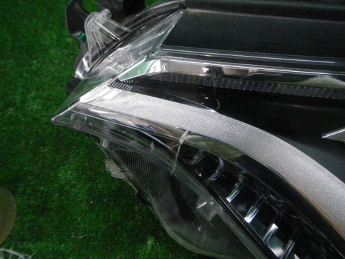 Фара левая Toyota Rav 4 CA40 (2015-2019) LED