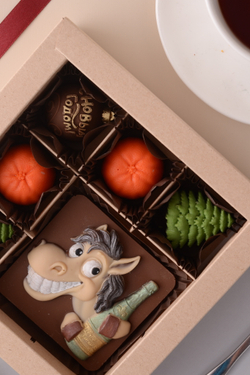 Набор шоколада ручной работы "Новогоднее настроение" #2 с символом 2026 года