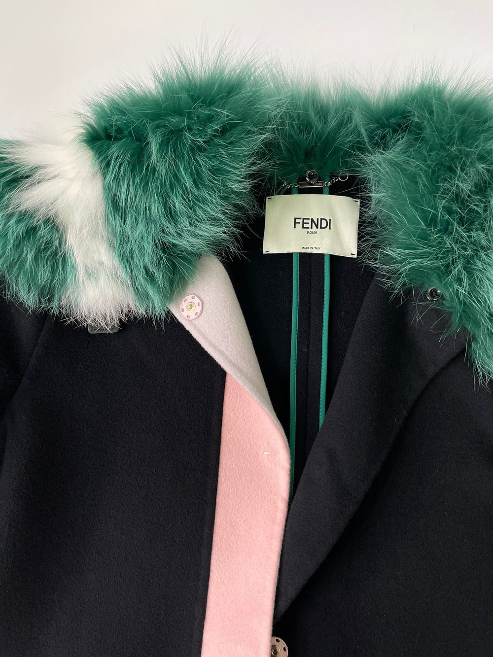 Пальто Fendi