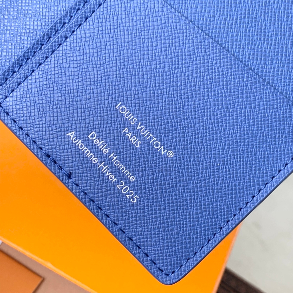 Louis Vuitton Brazza Wallet
