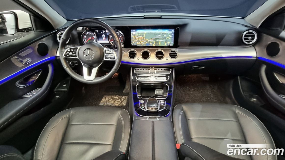 Mercedes-Benz E-Class W213 E300 Avangarde (08.2019)