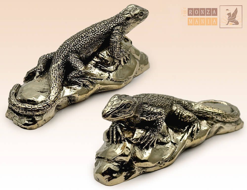 фигурка Ящерица на скале