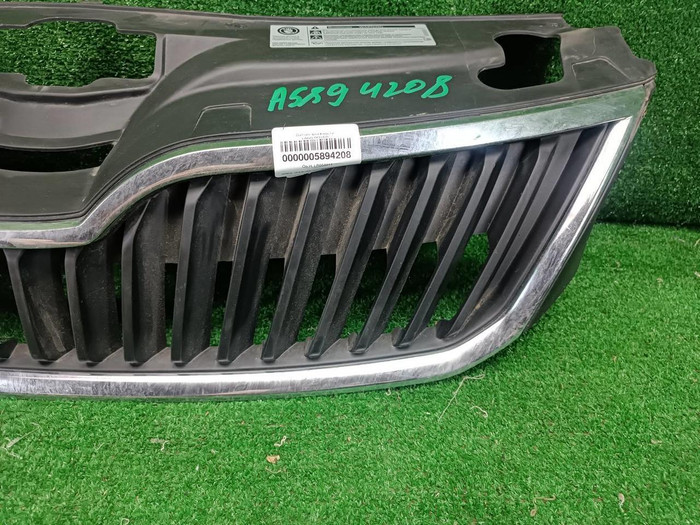 Решетка радиатора Skoda Rapid 1 (2012-2020)