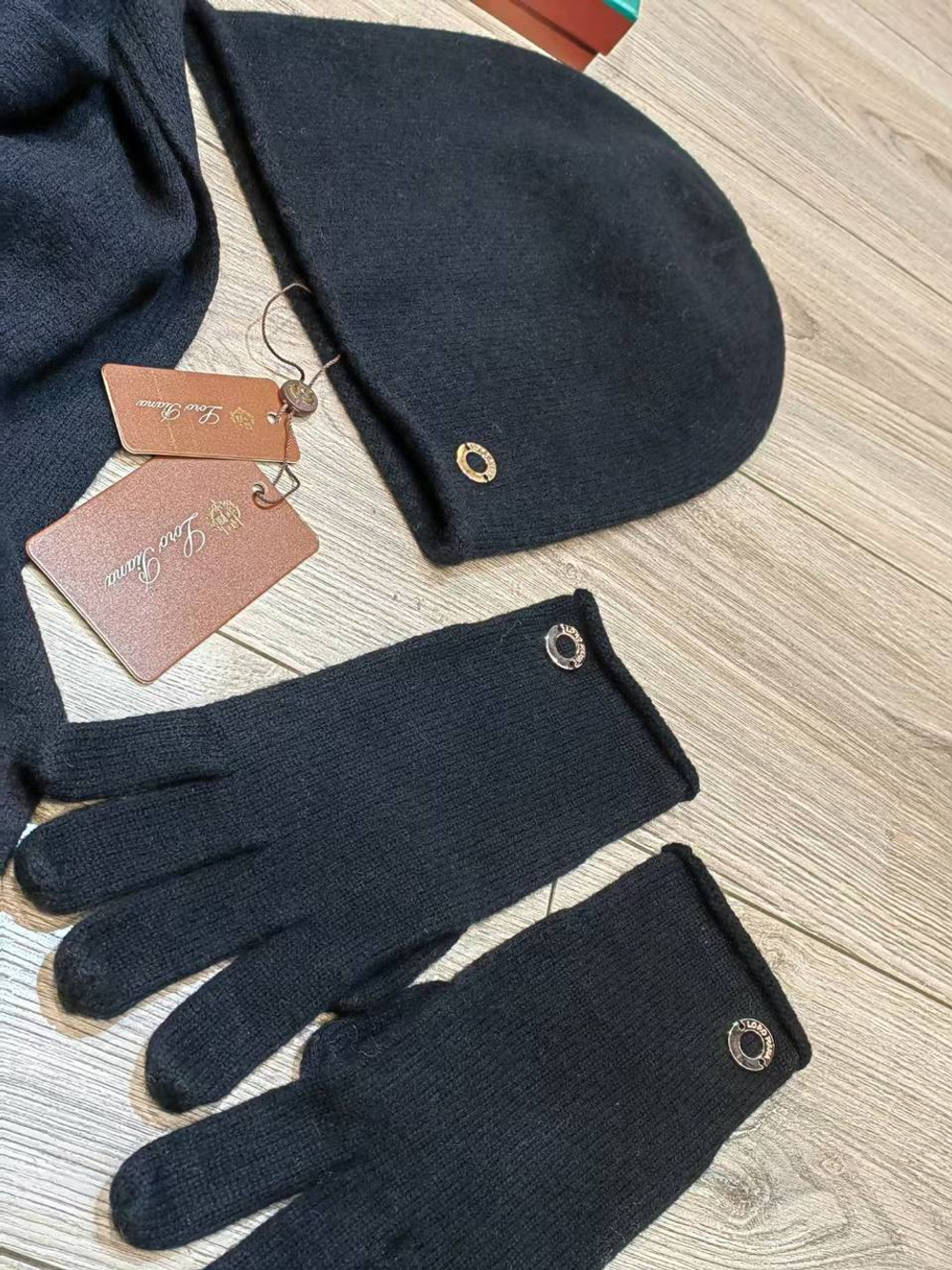 Комплект Loro Piana (шарф + шапка + перчатки)