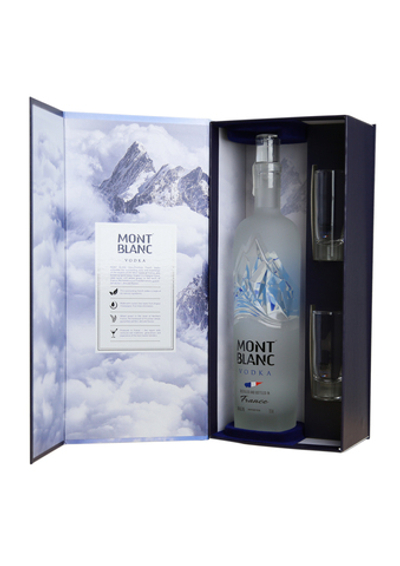 Водка Mont Blanc Gift Box Set + 2 shots со стопками 40% 0,7л Люкс