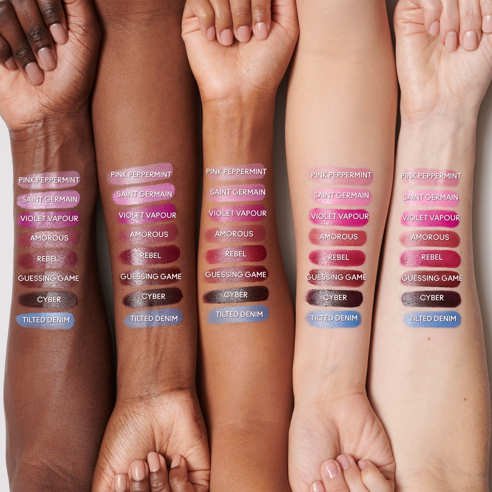 MAC Cosmetics MACximal Sleek Satin Lipstick - Кремовая помада увлажняющая оттенок Amorous, 3 g