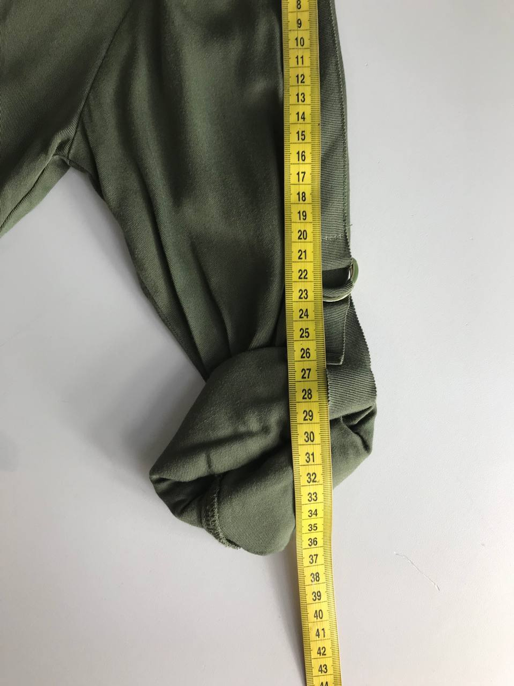 Блузка Zarina практичная, визуально на 42 размер