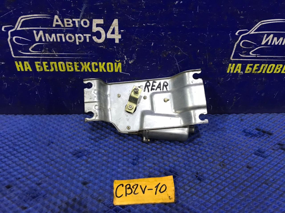 Моторчик заднего дворника MITSUBISHI LIBERO 1999