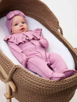 Комбинезон на выписку для новорожденного