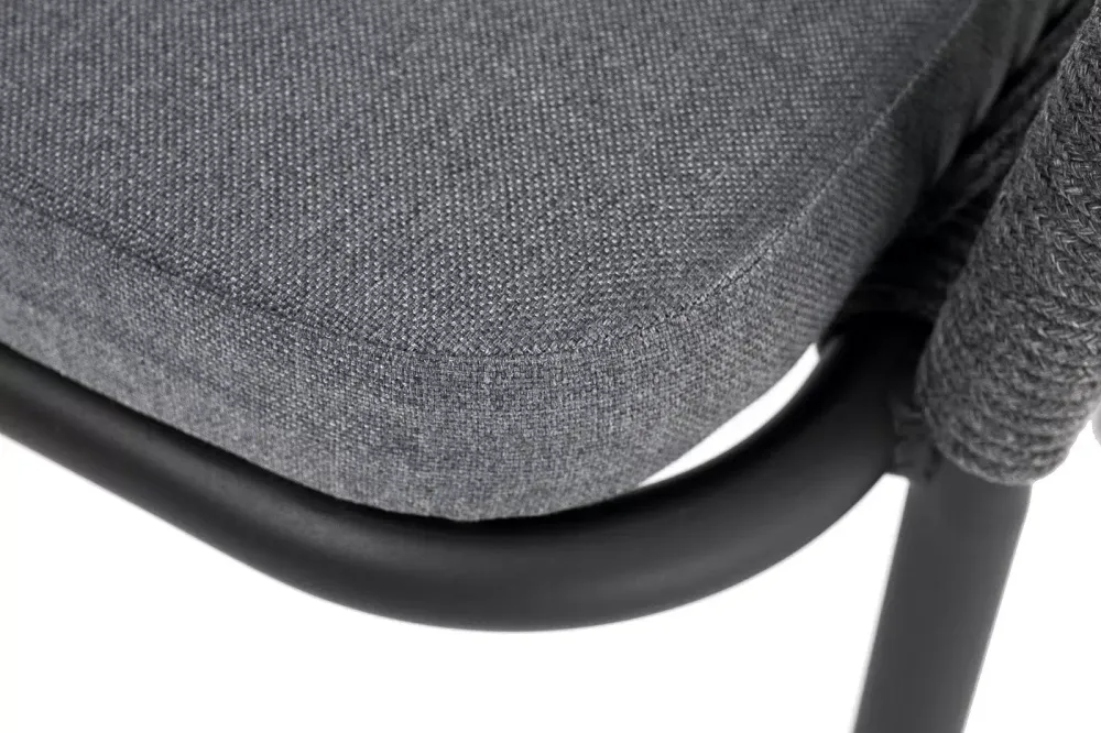 "Лион" стул плетеный из роупа, каркас алюминий серый (RAL7022) муар, роуп серый круглый, ткань серая 017