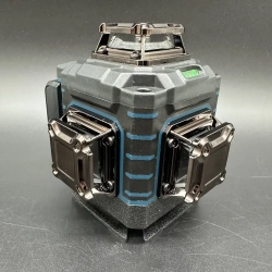 Лазерный уровень BOSCH нивелир зеленый луч с сенсорным дисплеем и штативом