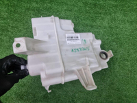 Бачок омывателя Toyota RAV4 4 CA40 (2012-2019)