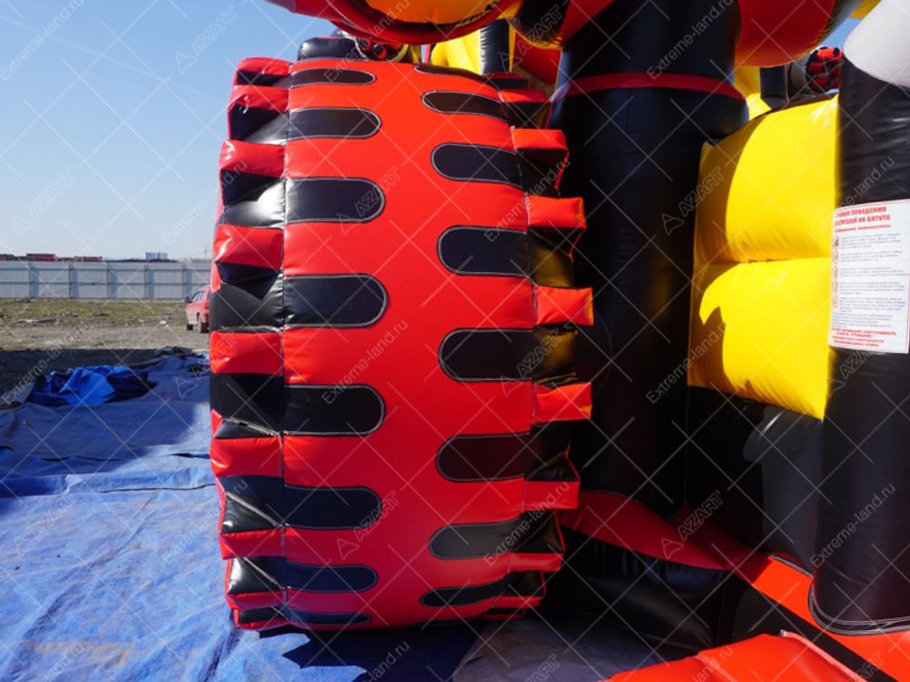 Батут-горка "Бэтмобиль 2"