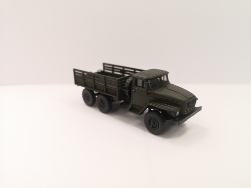 Автомобиль УРАЛ высокий борт, военный, H0