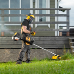 Триммер бензиновый DGT-52-PRO, анти-вибро, 52 см3, неразъем, состоит из 2 частей Denzel