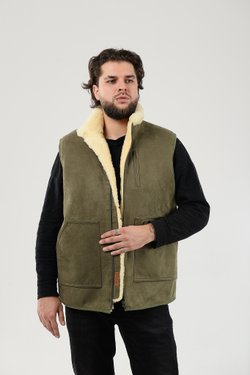 Мужской жилет из овчины