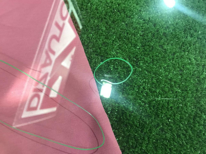 Стекло двери переднее правое VW Passat B7 (11-15)