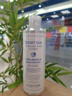 Тонер для лица Secret Skin Hyaluronic Bomb Toner с гиалуроновой кислотой