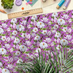 Ткань сатин белые и розовые петуньи на сиреневом фоне