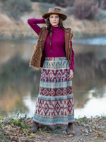 Длинная шерстяная юбка с орнаментом