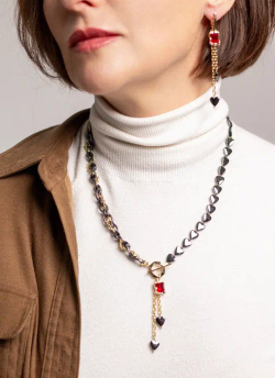 Серьги "Амора" с гематитом и красным цирконом, оттенок золото