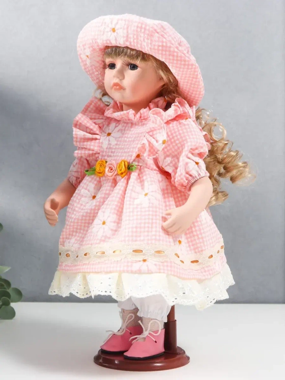 Кукла керамическая фарфоровая Маша в платье 30 см